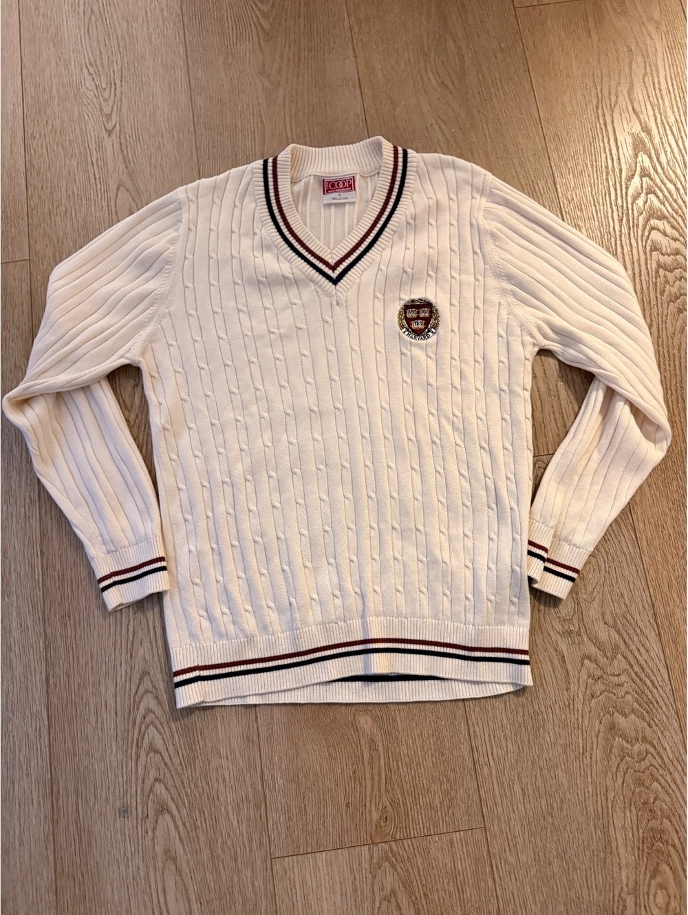 The Coop Harvard V-Neck Cable Knit Tennis Sweater - M